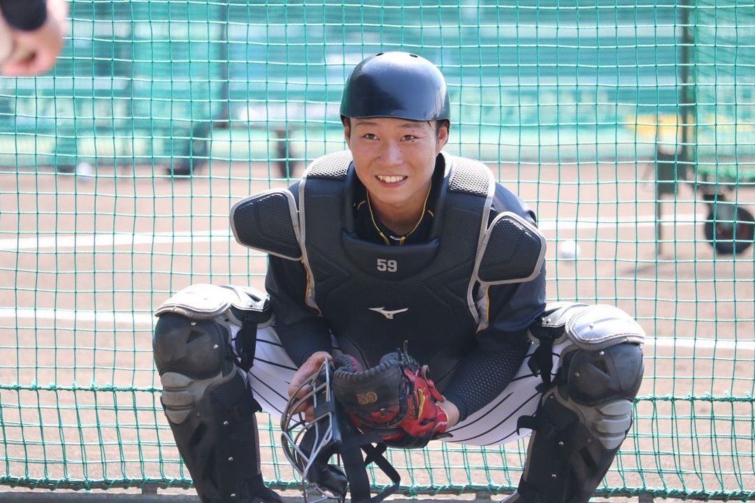 今日と明日 甲子園球場で読売ジャイアンツとのファーム交流戦が行われます 試合前練習の様子をお届けします 藤田健斗 選手 島田海吏 選手 石井将希 選手 Baseball Wacoca Japan People Life Style