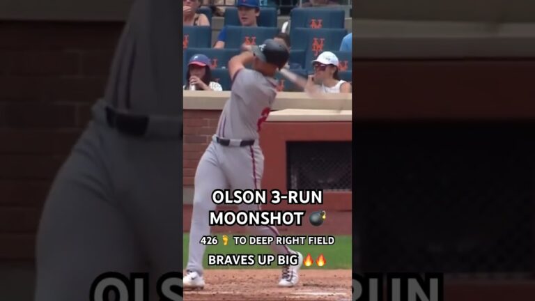 Matt Olson leans into one and crushes it #mlbb #mlb #baseball #highlights #shorts #sports #braves