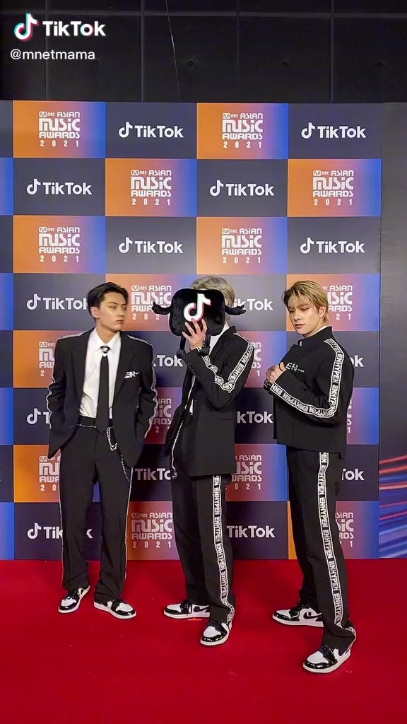 211211 Mnet MAMA：ENHYPEN @ TikTok Zone + Backstage Behind - WACOCA K-POP