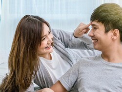  これ男女共通です。本命相手に無意識に出してしまう「好きサイン」 