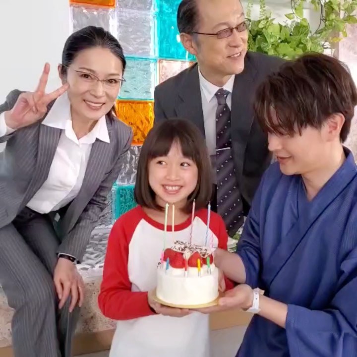 Fujitv Lupin No Musume ルパンの娘 遅ればせながら お誕生日おめでとうございます L柱 杏ちゃんを演じる 小畑乃々ちゃんは10月26日が お誕生日でした 実は 和馬さんが病院服だったので Media Wacoca Japan People Life Style