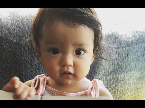 芸能人の子供が可愛すぎて嫉妬する 生まれた瞬間幸せな子供たち Videos Wacoca Japan People Life Style