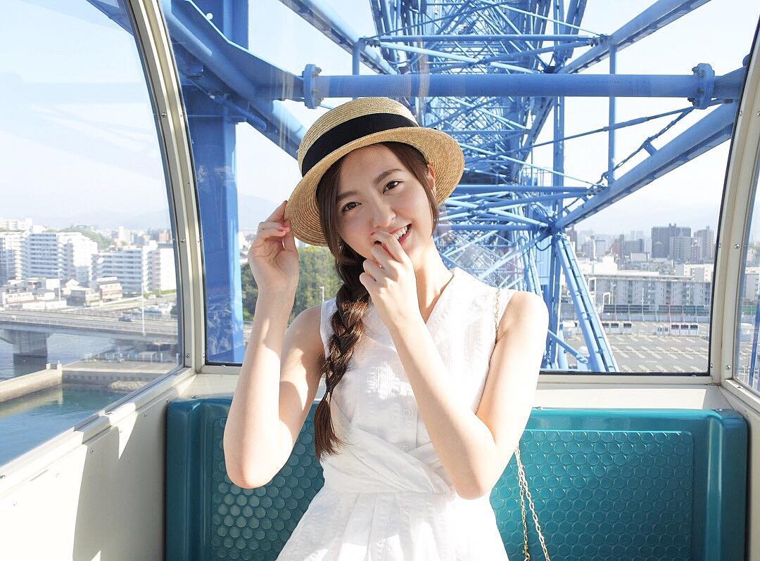 森保まどか 彼女と観覧車デートなう に使っていいよ 古い 夏 観覧車 三つ編み エルサヘアー カンカン帽 Redyazel 白ワンピ Daz Wacoca Japan People Life Style