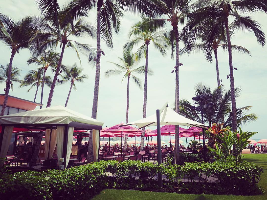 田丸麻紀 やっぱり 可愛くて 何度も来ちゃう場所の１つ ハワイのピンクは陽気で可愛い Wacoca Japan People Life Style