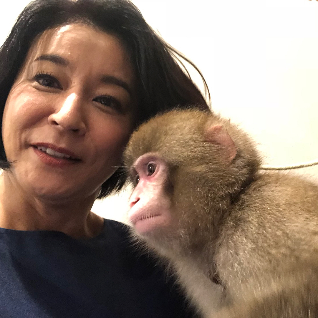 高嶋ちさ子 なんか知らないけど 人より動物に好かれる私 この子の名前ジョージ おサルのジョージ 可愛い過ぎた Wacoca Japan People Life Style