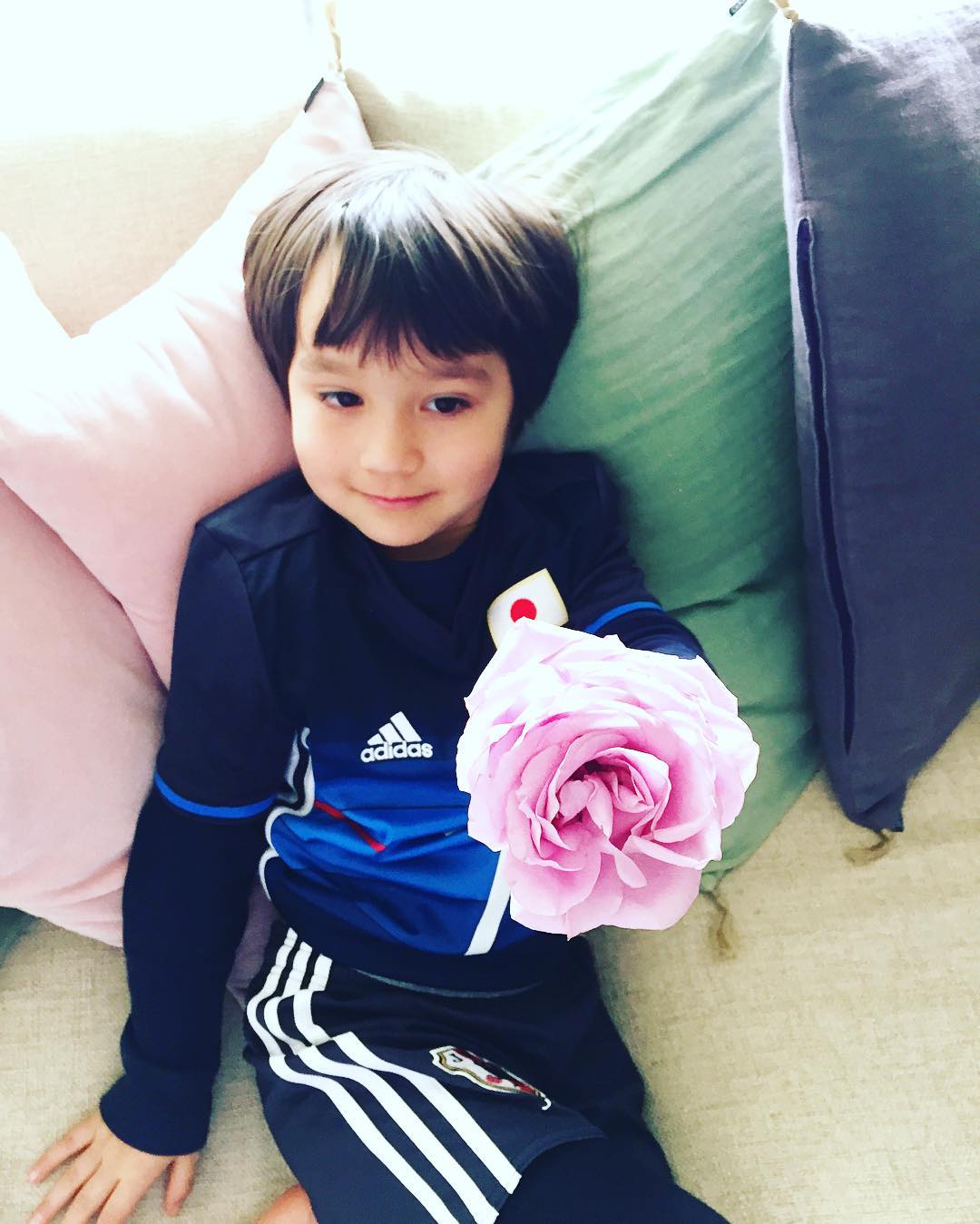 佐々木敬子 Good Morning 最近 毎日のようにサッカーのユニフォーム着ている息子君 日本代表ユニフォーム 誕生日プレゼントでの頂きもの サッカー男子 Wacoca Japan People Life Style