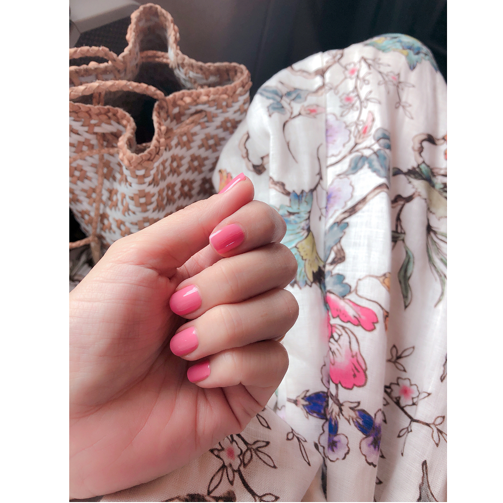 神崎恵 ピンクの爪は可愛い ポール ジョー ネイルポリッシュ29 Paulandjoebeaute 今年の春夏はピンクの爪がなんだか可愛い ちょっと浮くくらいのピ Wacoca Japan People Life Style
