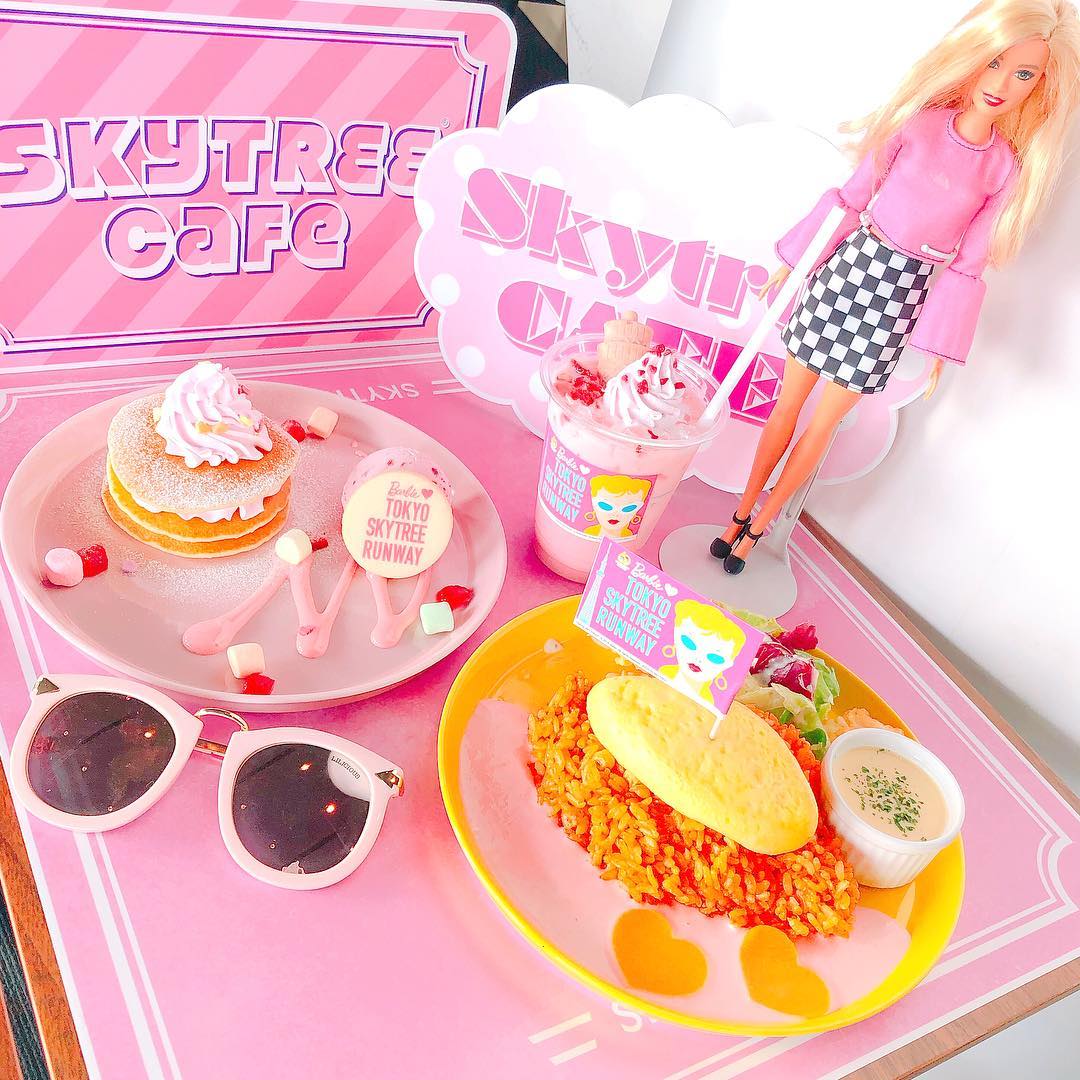 込山榛香 スカイツリー Barbiecafe ピンクオムライス しあわせカラフルパンケーキ スイートいちごみるく 食べたかったのを全部食べたよ Wacoca Japan People Life Style