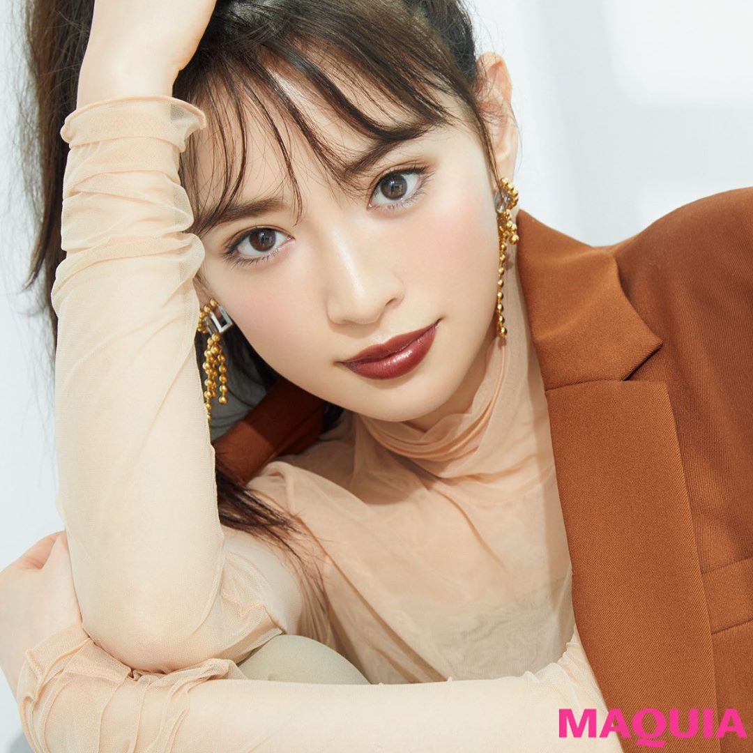 泉里香 MAQUIA10月号 このメイク好き マキアbeautymakeup秋メイクブラウンメイク&hellip; WACOCA