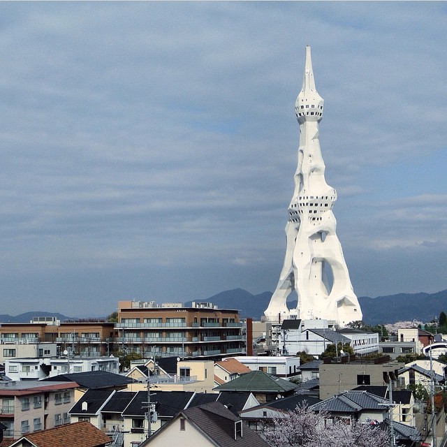 Retrip News Retrip Plの塔 大阪の富田林市にあるというplの塔