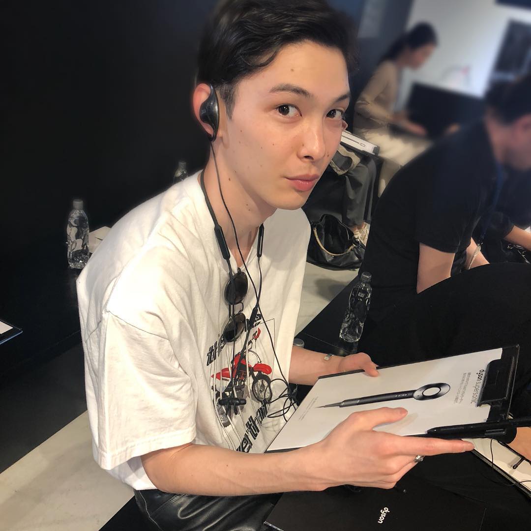 Mensnonnobeauty 守屋光治の美容連載 それいけ 美容センパイ 本日更新 ドライヤーについて語っています Beauty Mensnonno Jp メンズノンノ Mensnon Wacoca Japan People Life Style