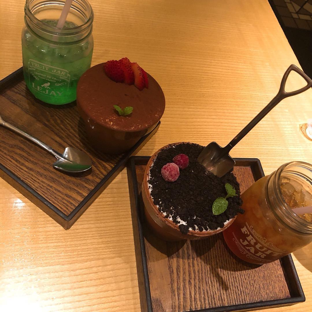 Retrip Cafe Retrip 新宿 新宿にある る ハレノヒ こちらのお店では 植木鉢ケーキが楽しめるんです 可愛いですよね インスタ映えもばっちりですよ Cred Wacoca Japan People Life Style