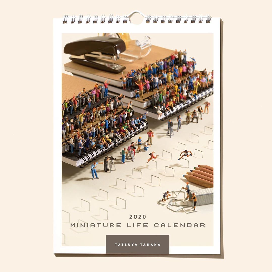 田中達也: . 9.12 thu “MINIATURE LIFE CALENDAR 2020” . 毎年おなじみ、週めくりカレンダーの2020年版を作りました。  9月14日... - WACOCA JAPAN: People, Life, Style