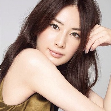 Biteki美的 独占インタビュー 北川 景子さん ぶれない美人 の理由 現在好評発売中の 美的 11月号の表紙を飾ったのは北川 景子さん 正面顔も横顔も マイン Wacoca Japan People Life Style