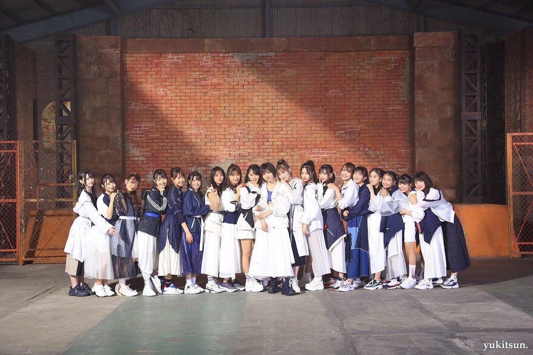 吉田朱里 本日 Nmb48 New シングル 初恋至上主義 発売日です 写真いっぱい たくさん聴いて下さいね Nmb48 Wacoca