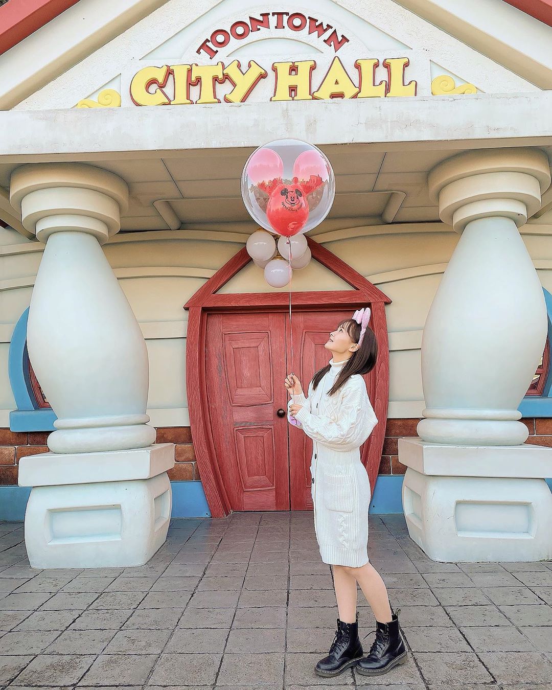 湯本亜美 ㅤㅤㅤ 風船持ってルンルン この前初ディズニーしてきたから たくさん写真載せるね Tdl バルーン 風船 ミッキー風船 ディズニー Wacoca