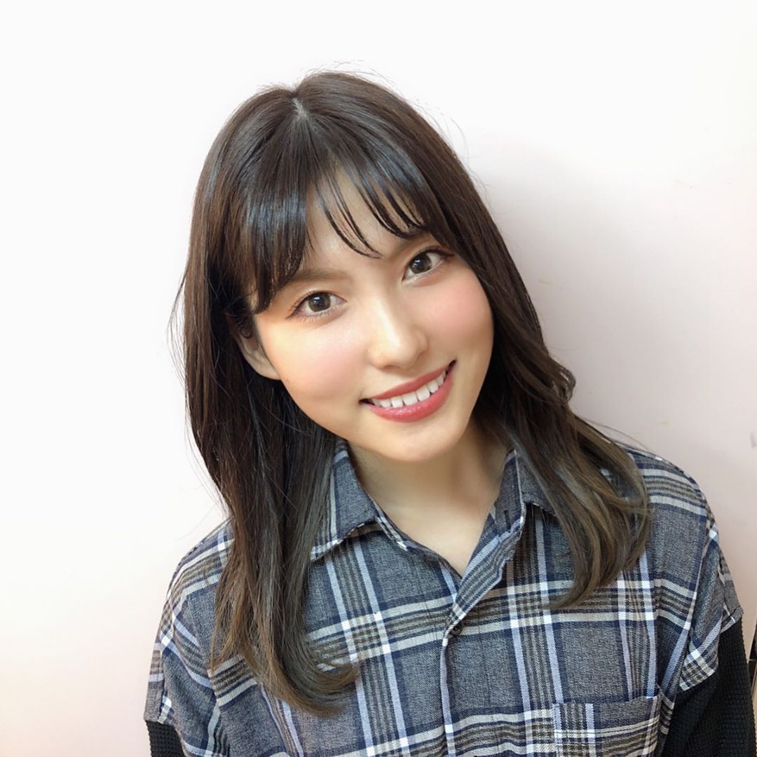 谷口めぐ 髪切ったあああ みんなから好評で嬉しいでござる ヘアカラー ベージュカラー ベージュブラウン Haircolor Wacoca