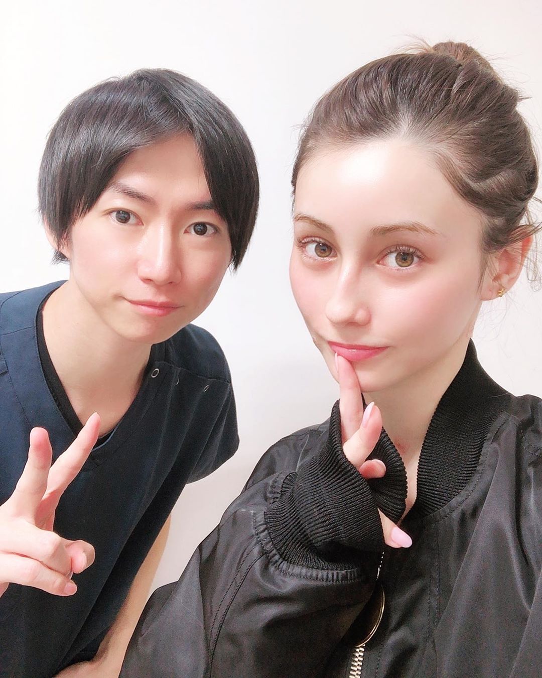 ダレノガレ明美 Omotesando Skinclinic Dr Hyodo イケメンドクター 兵藤先生に腕のそばかすを取っていただきました 10代の時の日焼けが今にな Wacoca Japan People Life Style