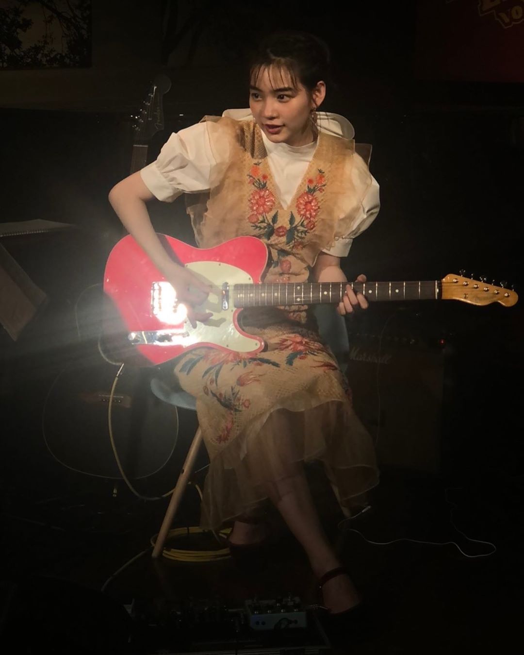 のん 発光するギター かっこいい Wacoca Japan People Life Style