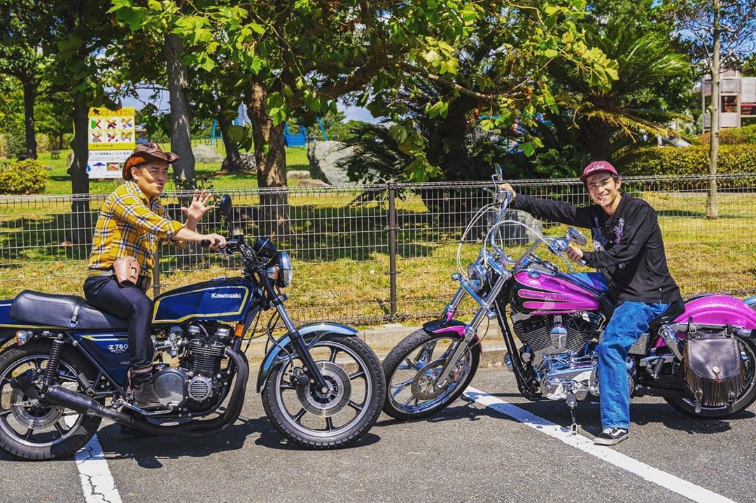 中尾明慶 お願いして実現したコラボ 嬉しいですね ハンバーグ師匠に感謝です Z750fx Fxdlローライダー Kawasaki Harleydav Wacoca Japan People Life Style