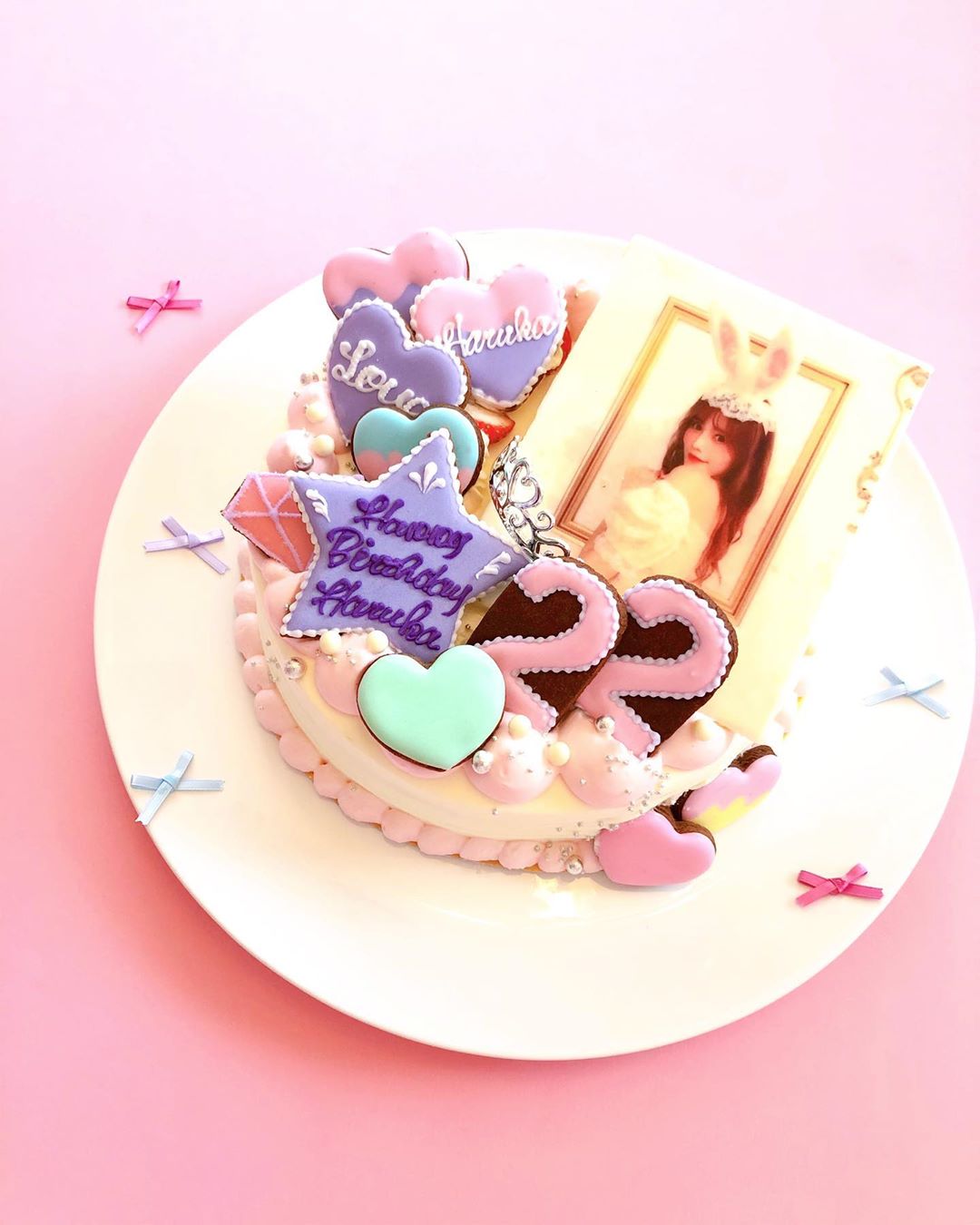 込山榛香 22歳の誕生日ケーキ 可愛すぎる 22歳になっても好みは変わらず 可愛いのが大好きです 誕生日 ケーキ オーダーメイド Wacoca Japan People Life Style