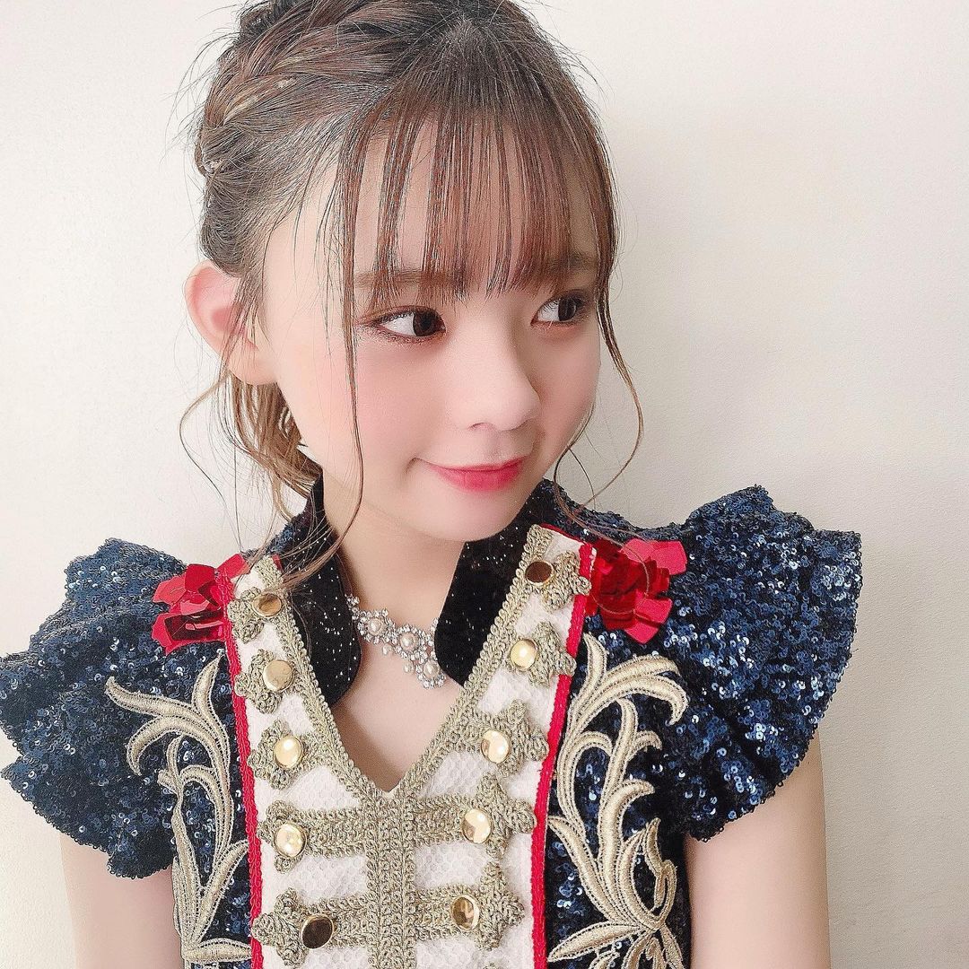 宮里莉羅 どこみてるの アイドル衣装 衣装 Akb衣装 アイドル Idol キラキラ ポニーテール Wacoca Japan People Life Style