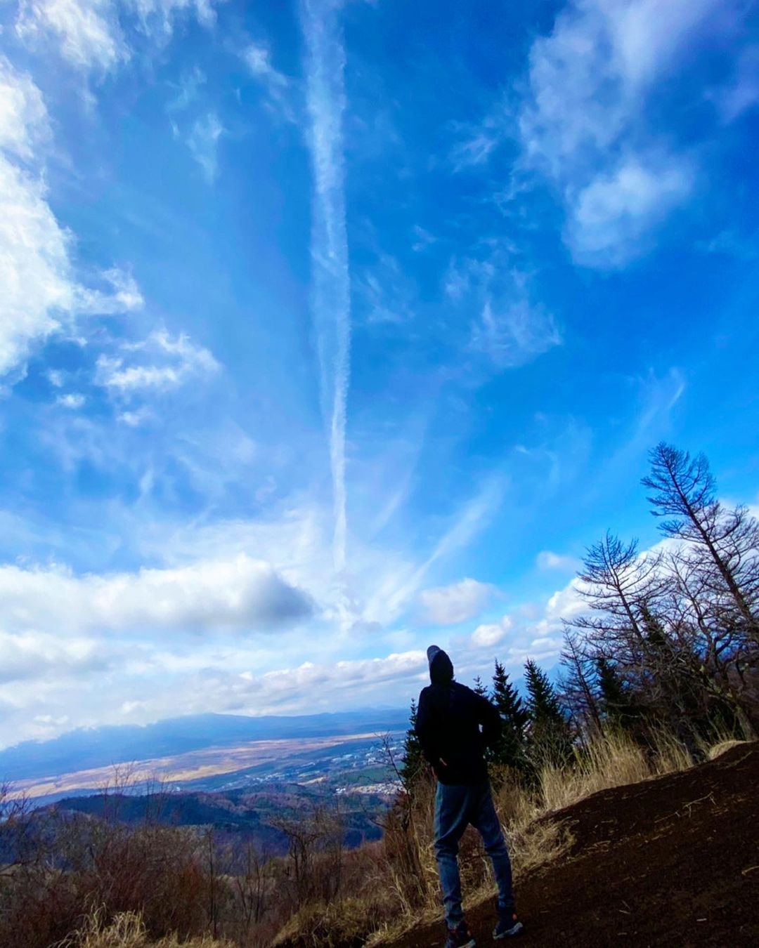 平宮博重 何かすごい雲と太陽の周りには虹が出て来た この空 待ち受けにしました Hike 龍神雲 富士山 太陽虹 Wacoca Japan People Life Style